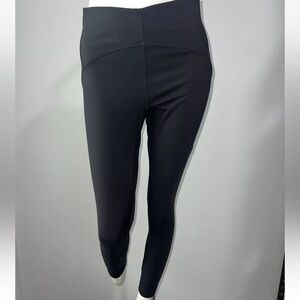 Women’s Lululemon In Still HR Tight Size 10 good condition
